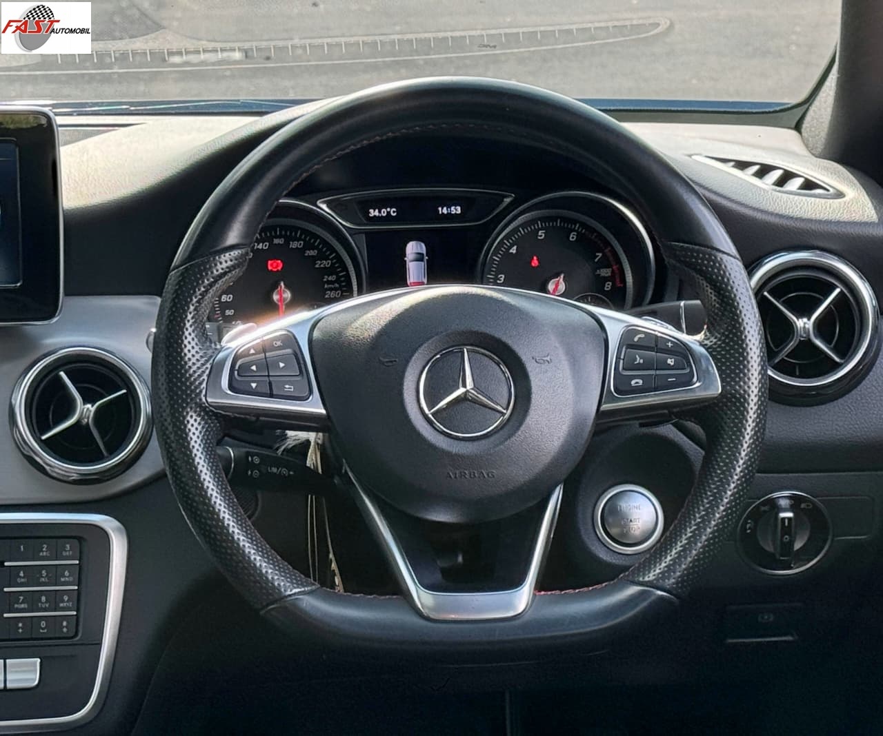 21 MERCY GLA200 AMG 2017 HITAM KM 47RB B 2501 SXQ