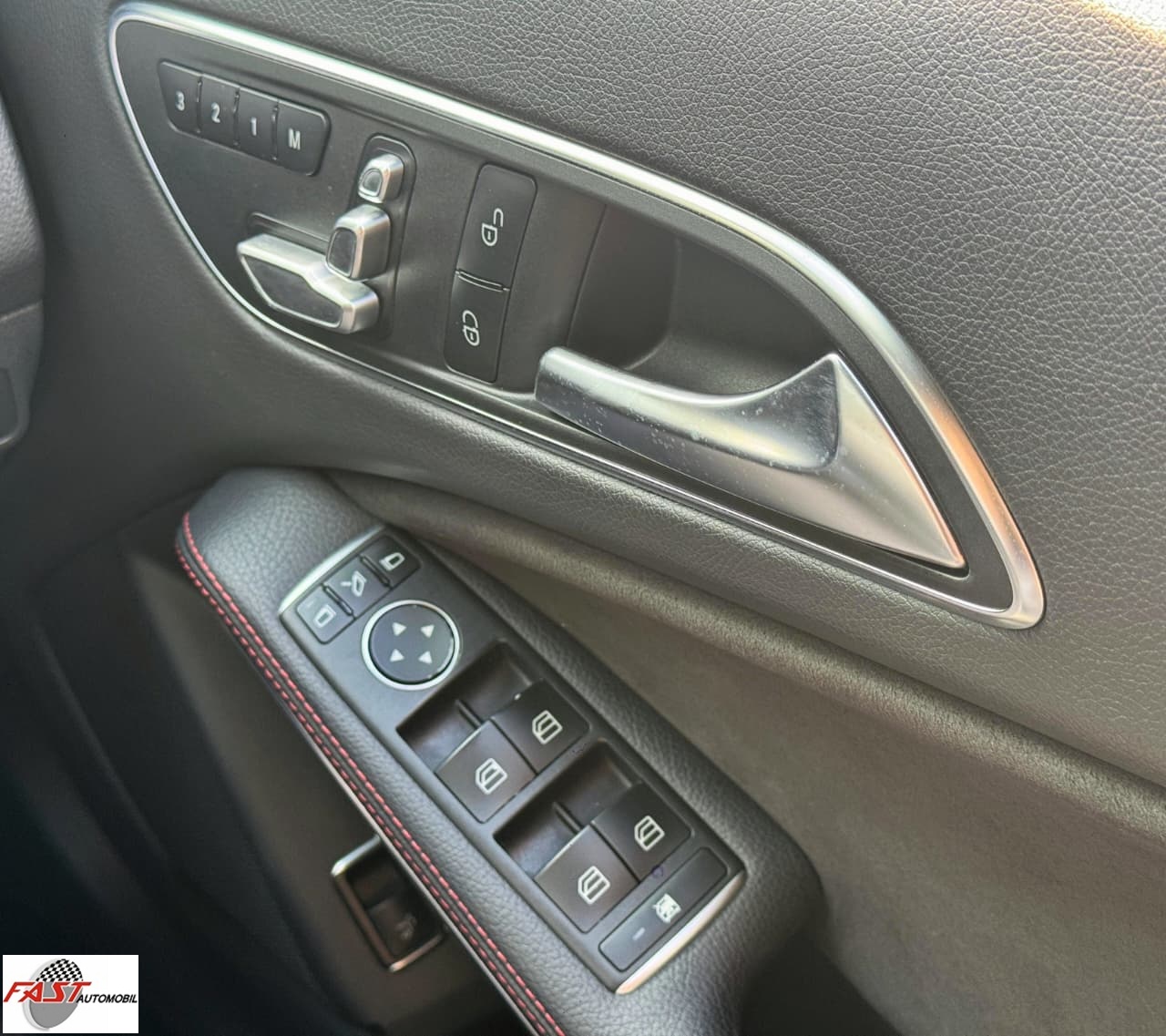 30 MERCY GLA200 AMG 2017 HITAM KM 47RB B 2501 SXQ