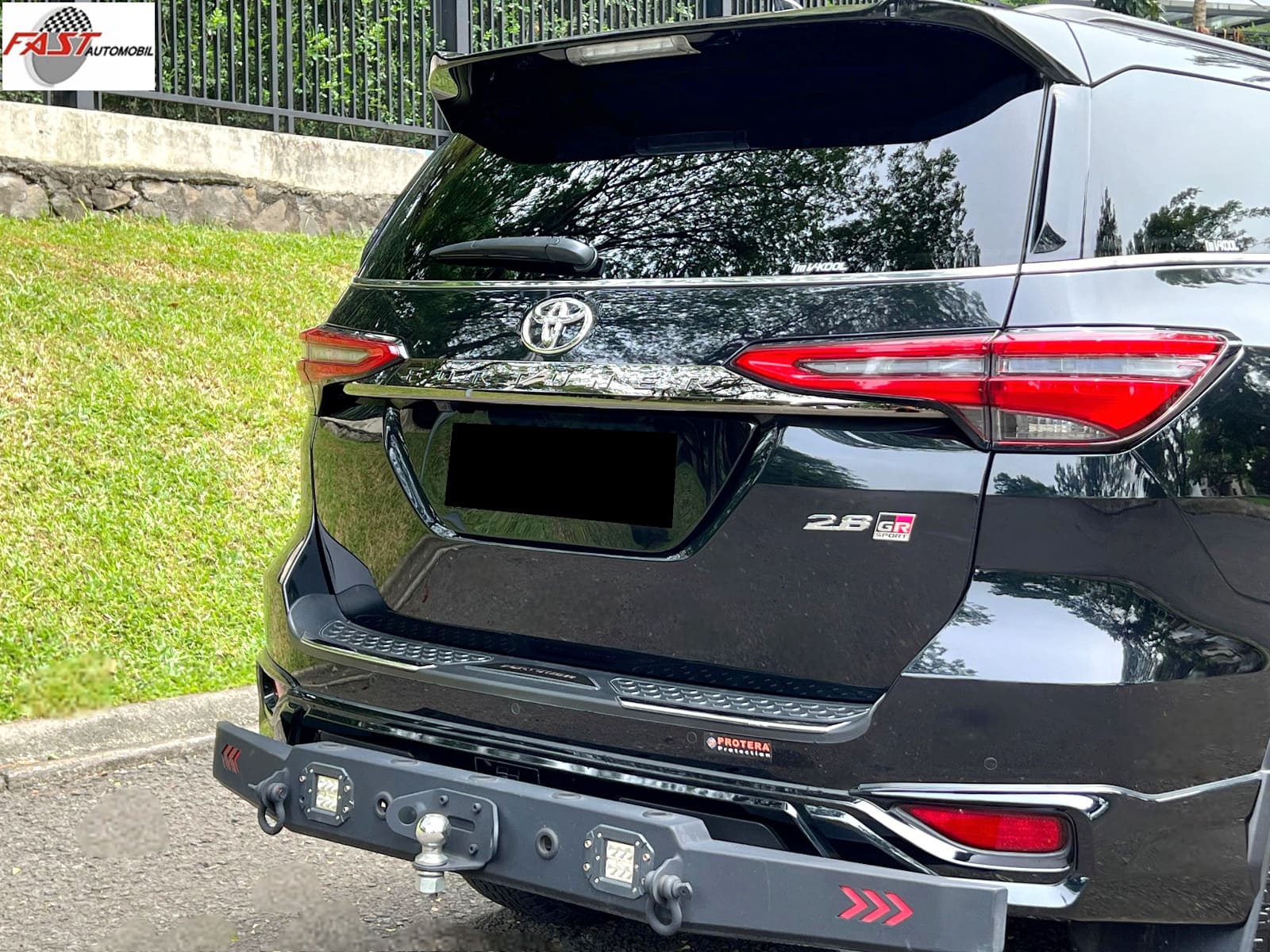 TOYOTA FORTUNER VRZ GR 2024 HITAM B 2593 SJL 11