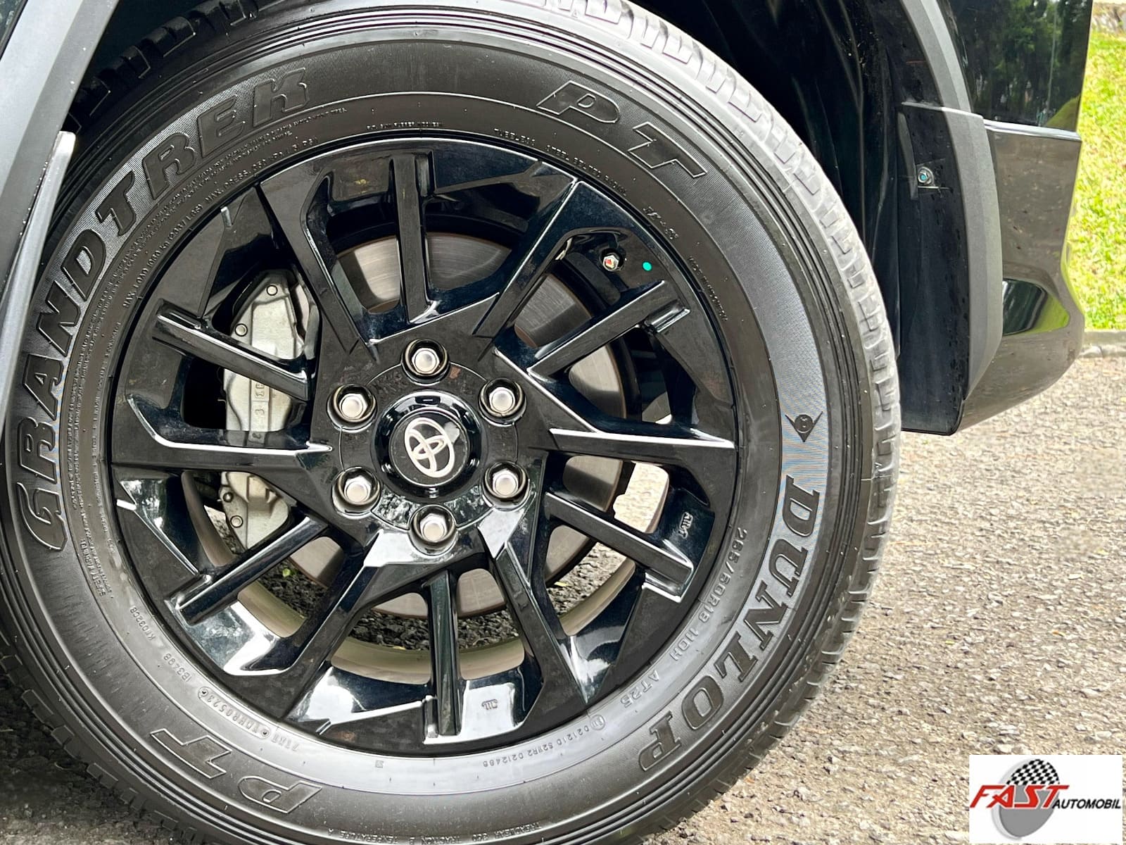 TOYOTA FORTUNER VRZ GR 2024 HITAM B 2593 SJL 14