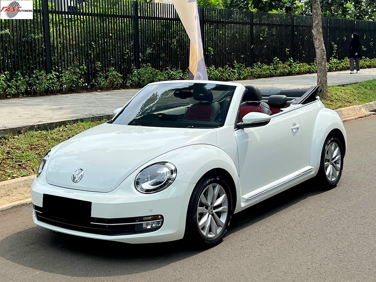 VW BEETLE 2016 PUTIH B 2928 SOT 3