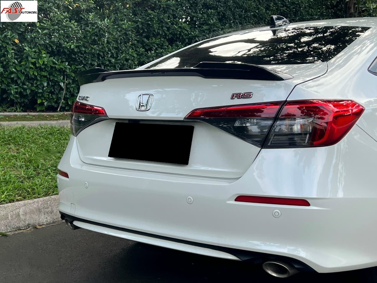 13 HONDA CIVIC RS 2023 PUTIH KM.24RB B 1078 TAJ