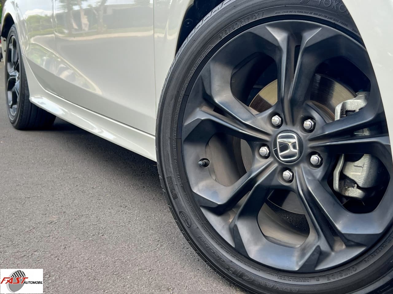 16 HONDA CIVIC RS 2023 PUTIH KM.24RB B 1078 TAJ