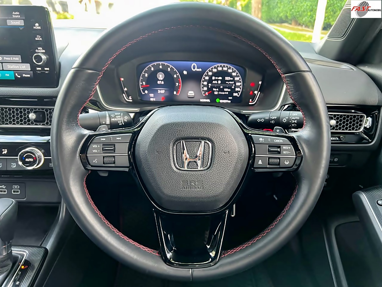 21 HONDA CIVIC RS 2023 PUTIH KM.24RB B 1078 TAJ