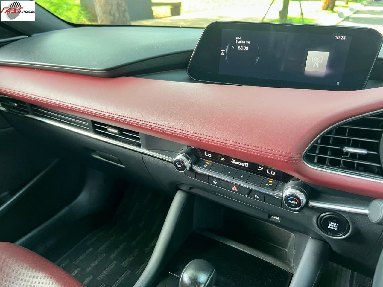 24 MAZDA 3 2020 LOW KM.25RB MERAH B 77 HA