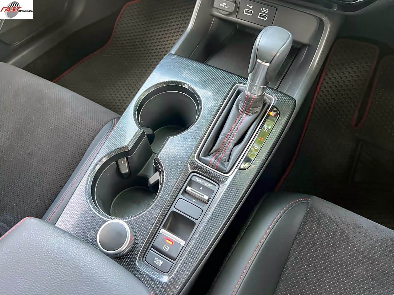 26 HONDA CIVIC RS 2023 PUTIH KM.24RB B 1078 TAJ