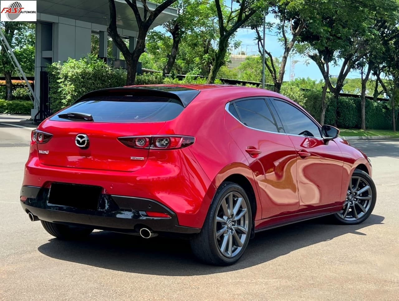 9 MAZDA 3 2020 LOW KM.25RB MERAH B 77 HA