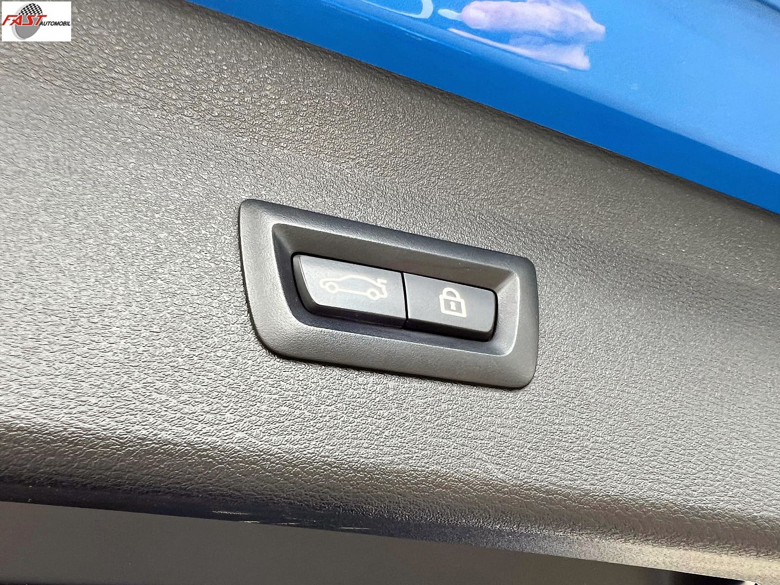 BMW X1 M SPORT 2022 BLUE D 888 CUC 15