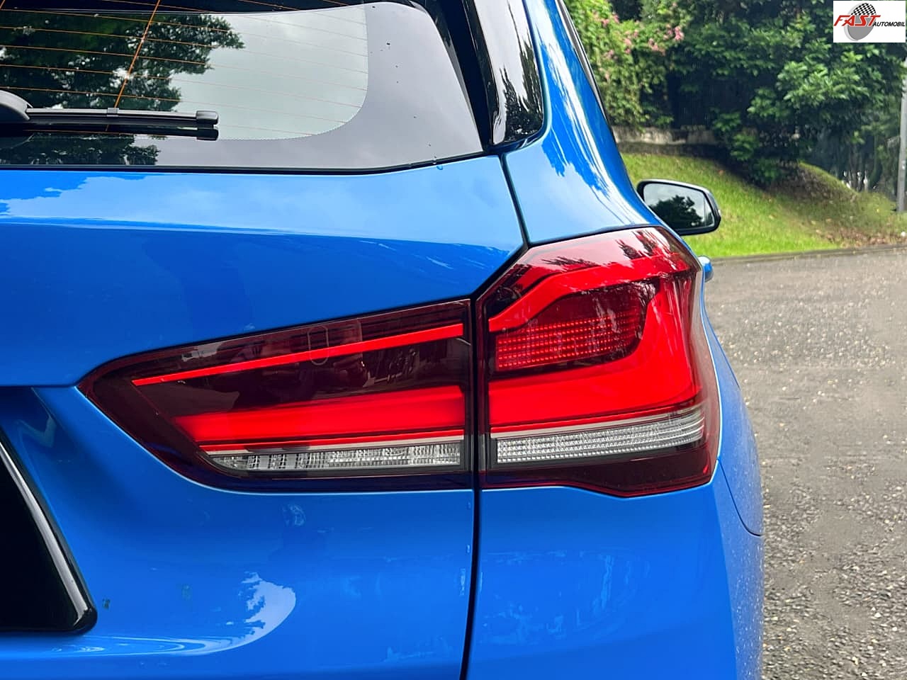 EXTBARU2 BMW X1 M SPORT 2022 BIRU D 1687 HG 11
