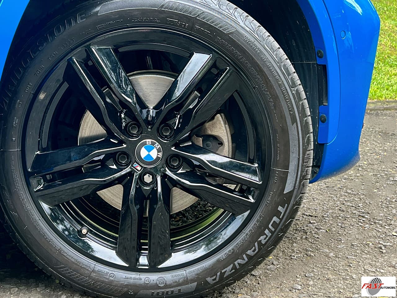 EXTBARU2 BMW X1 M SPORT 2022 BIRU D 1687 HG 13