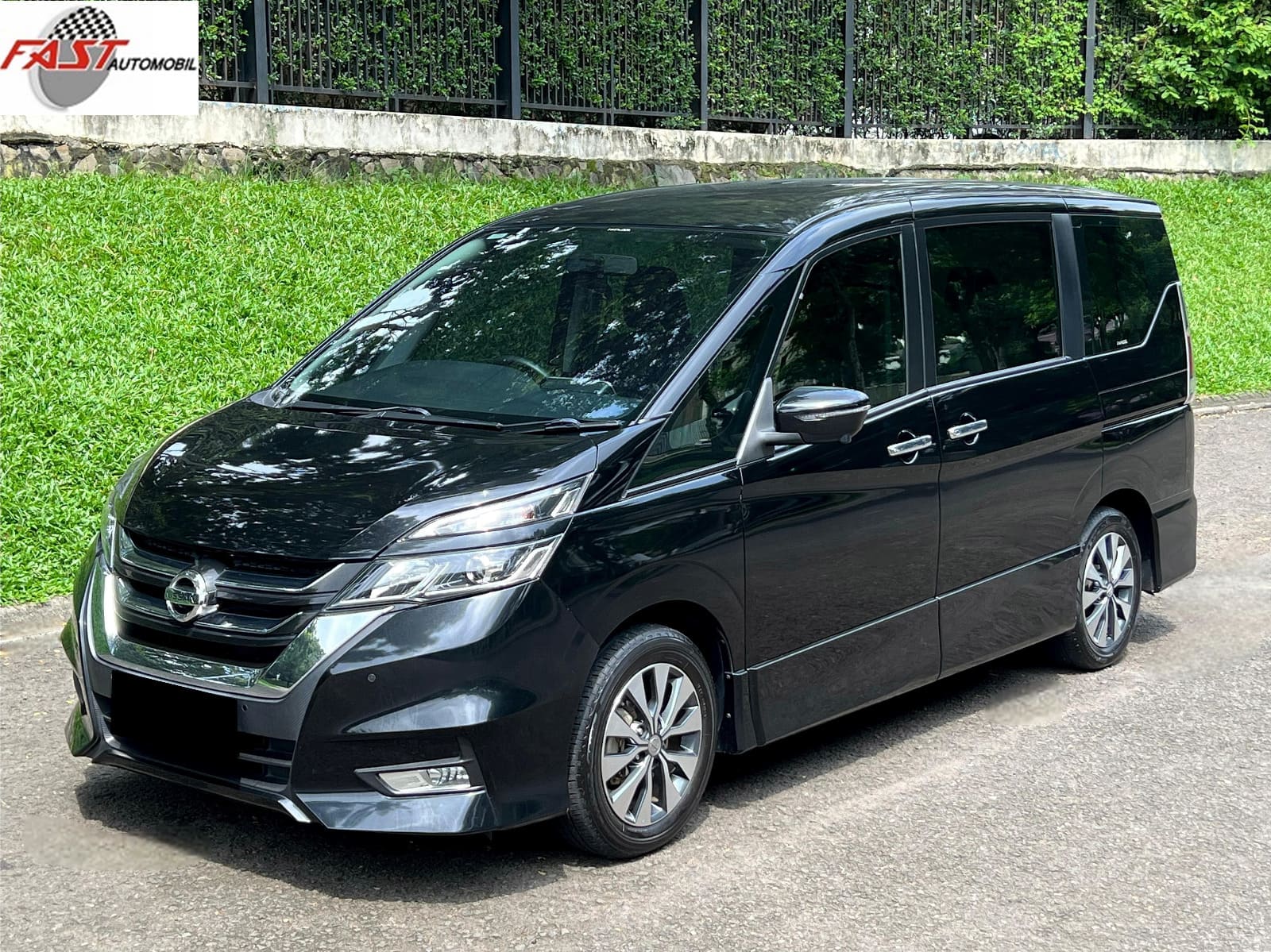NISSAN SERENA HWS 2019 HITAM B 2943 SRE 3