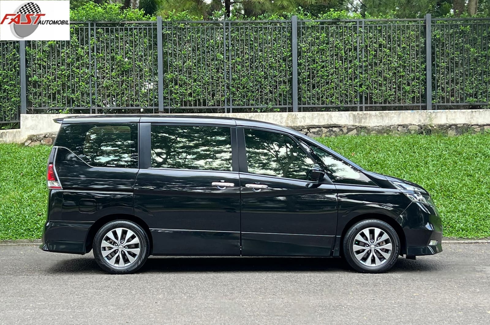 NISSAN SERENA HWS 2019 HITAM B 2943 SRE 7