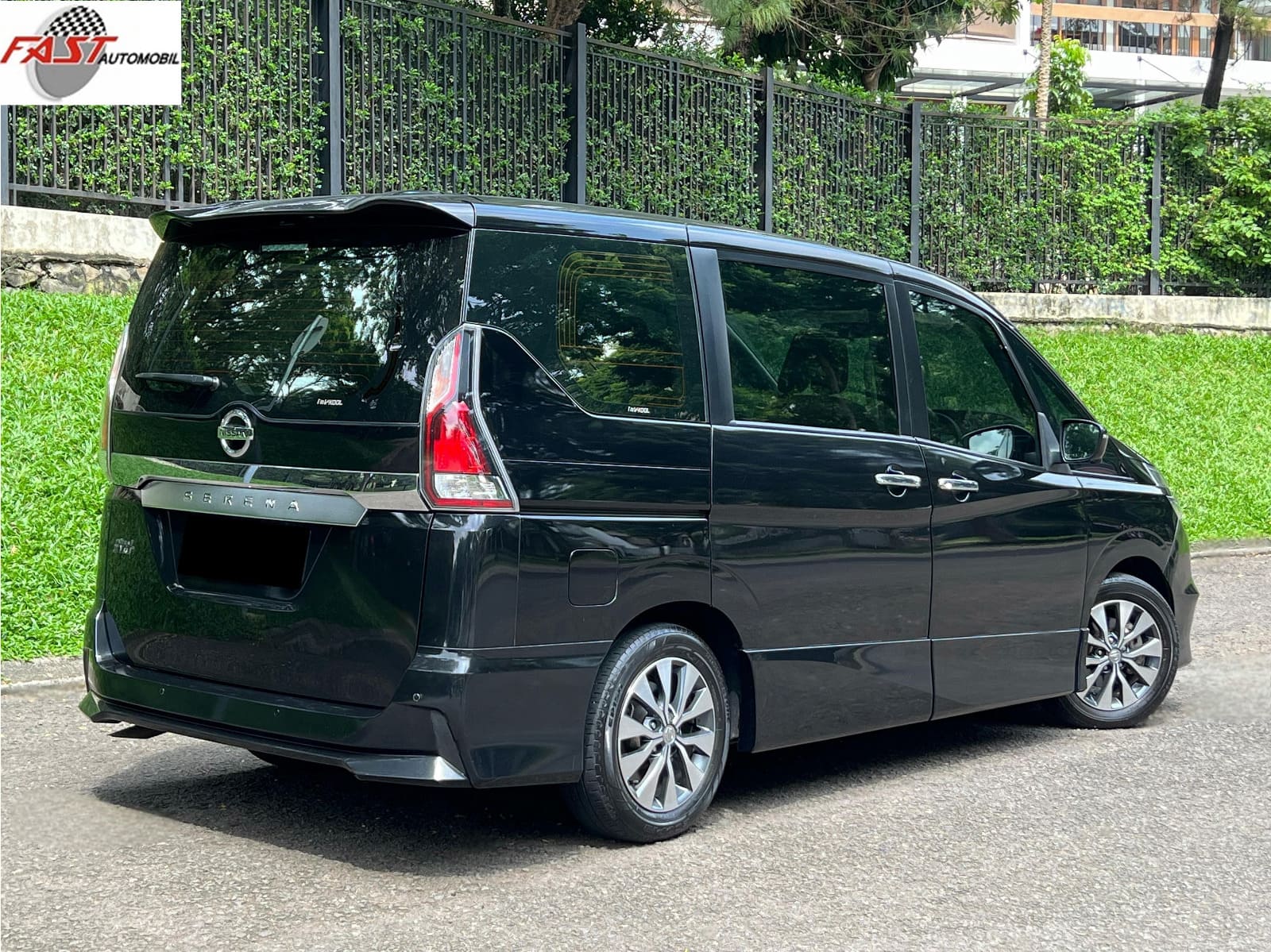 NISSAN SERENA HWS 2019 HITAM B 2943 SRE 8