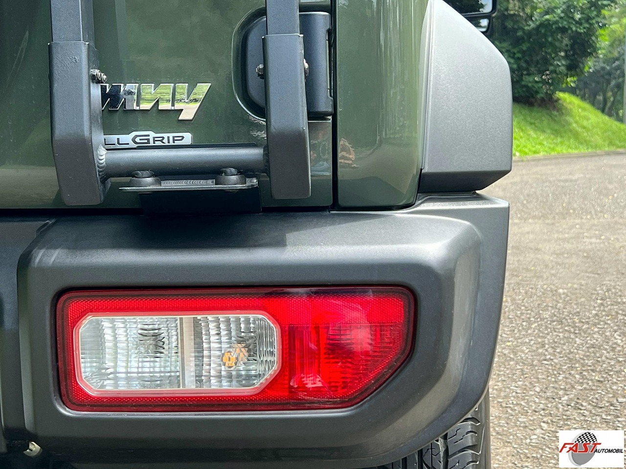 15 SUZUKI JIMNY ARMY D 1150 MO