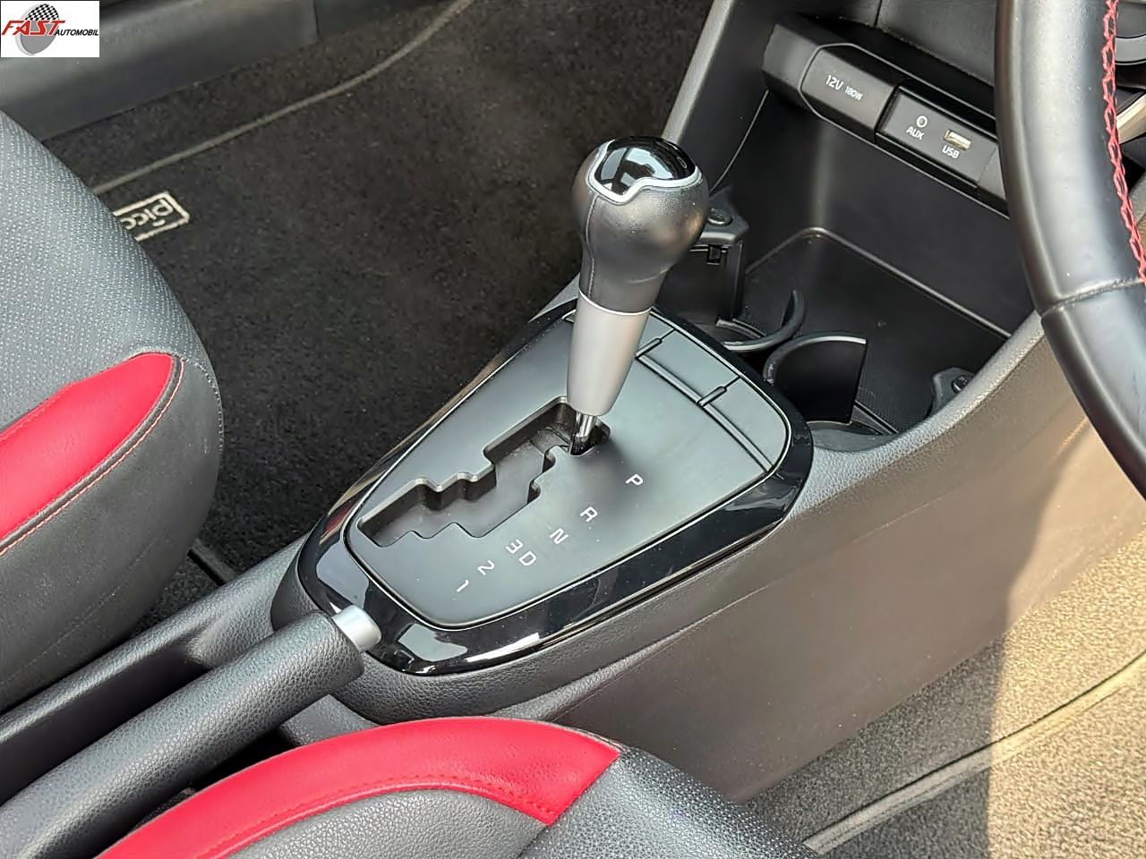 27 KIA PICANTO GT LINE 1.2 AT 2020 MERAH B 2733 TRE