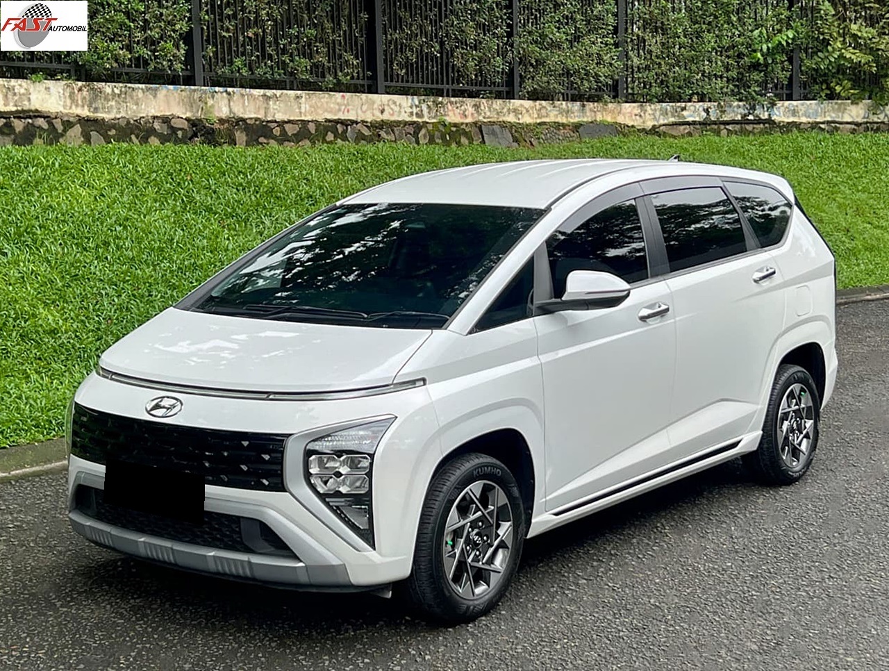 7 HYUNDAI STARGAZER PRIME 2023 PUTIH KM 17RB B 1746 VZF