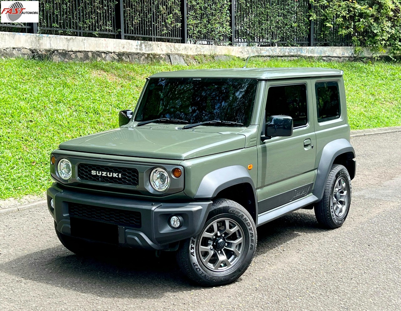 7 SUZUKI JIMNY ARMY D 1150 MO