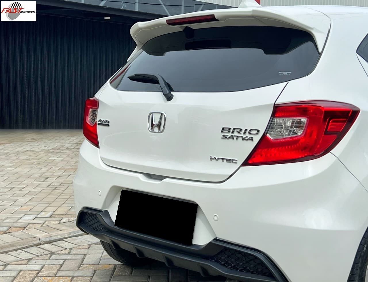 11 HONDA BRIO 2020 KM.63RB PUTIH B 2957 KOY