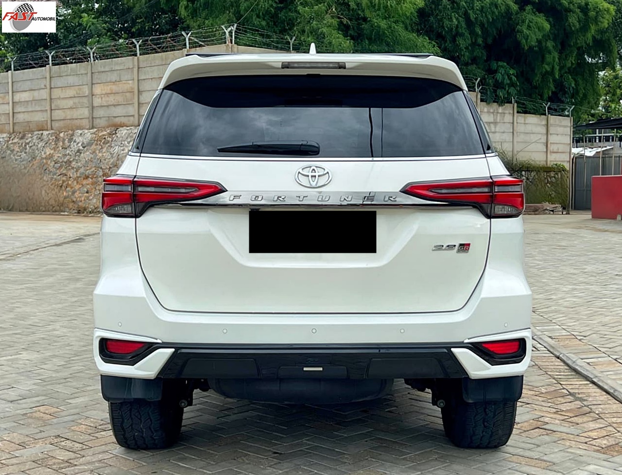 12 TOYOTA FORTUNER VRZ GR 2023 B 1440 WJI