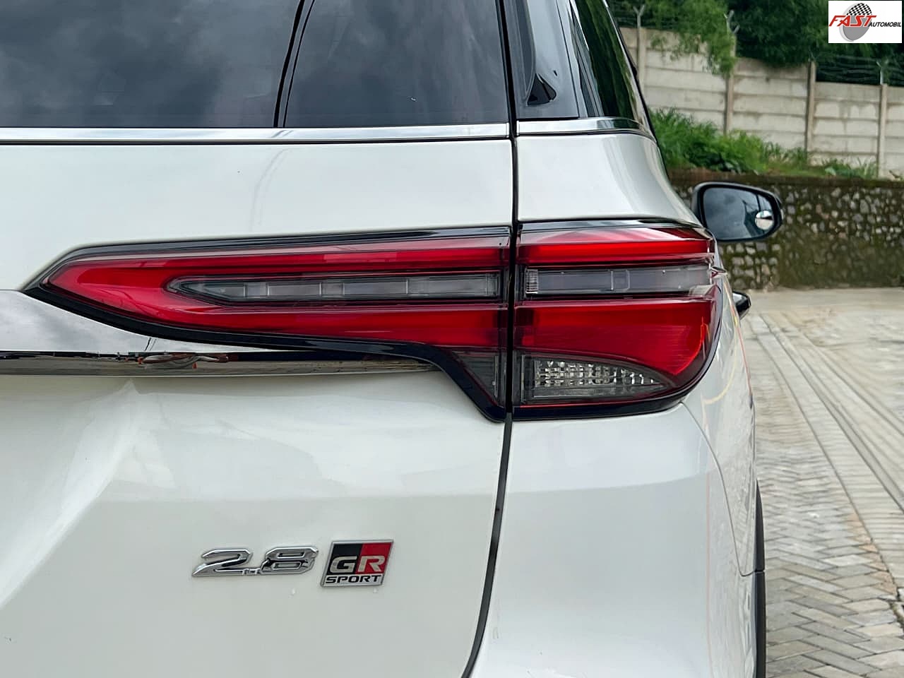 14 TOYOTA FORTUNER VRZ GR 2023 B 1440 WJI