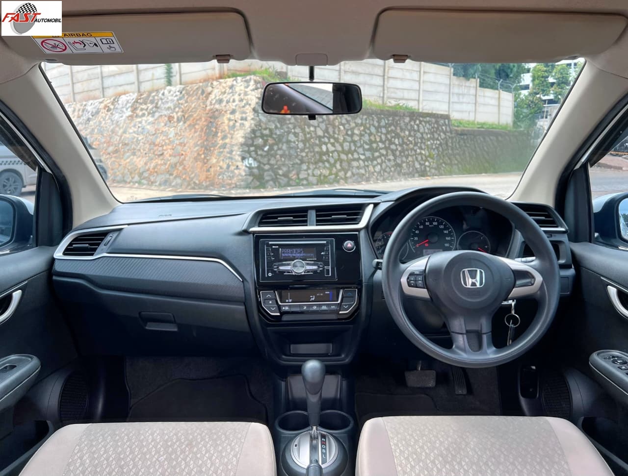 18 HONDA BRIO 2020 KM.63RB PUTIH B 2957 KOY