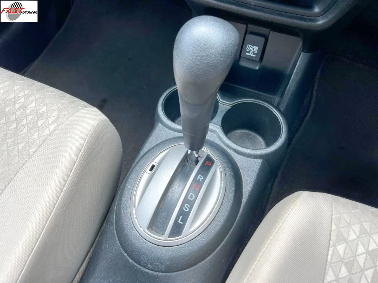 22 HONDA BRIO 2020 KM.63RB PUTIH B 2957 KOY