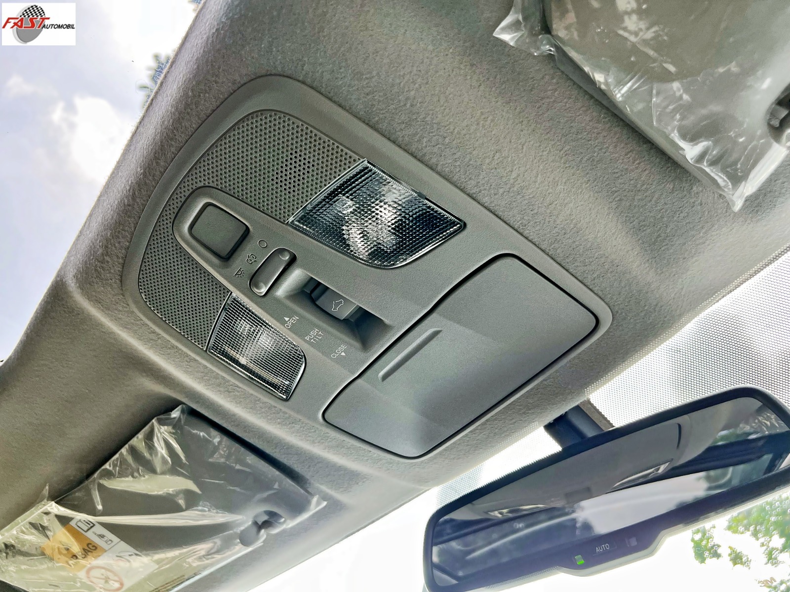 27 SUZUKI GRAND VITARA GX HYBRID 2023 PUTIH KM.41RB B 2891 KIT