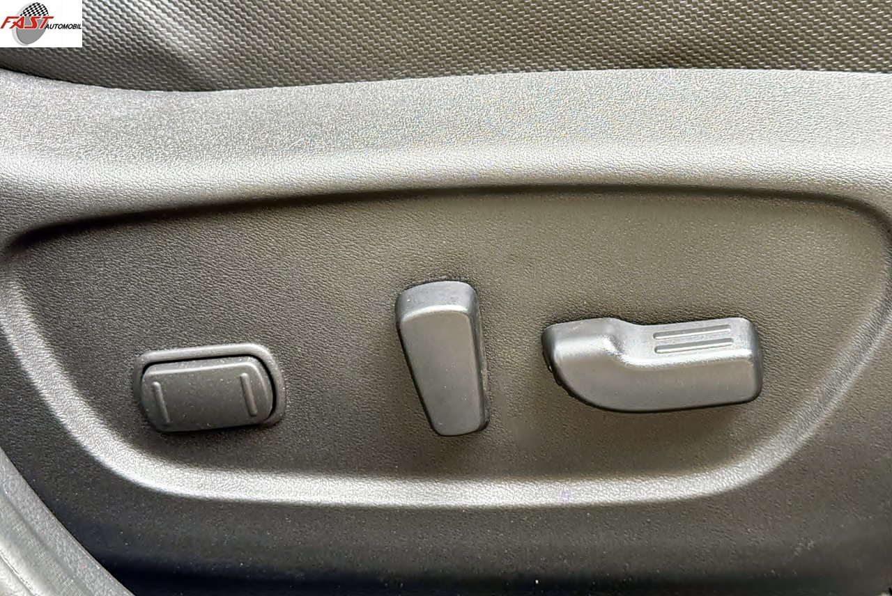 28 NISSAN XTRAIL 2016 KM.41RB SILVER B 1997 VKO