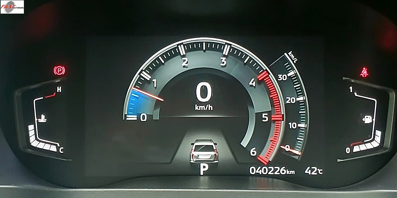 32 MITSUBISHI PAJERO DAKAR 2023 DIESEL KM.40RB HITAM B 2026 BJF