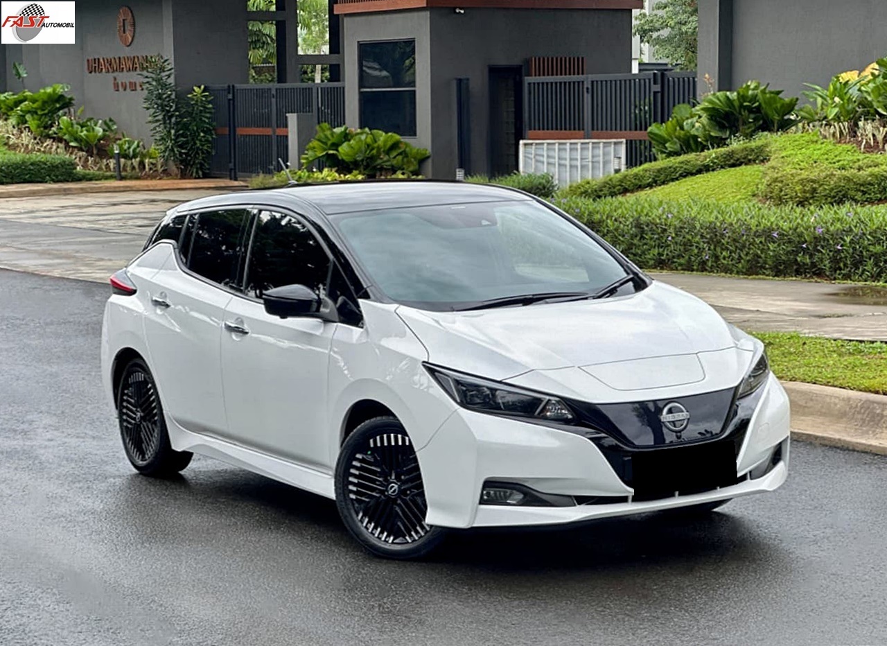 6 NISSAN LEAF EV TWO TONE AT 20232025 PUTIH B 1508 TNP