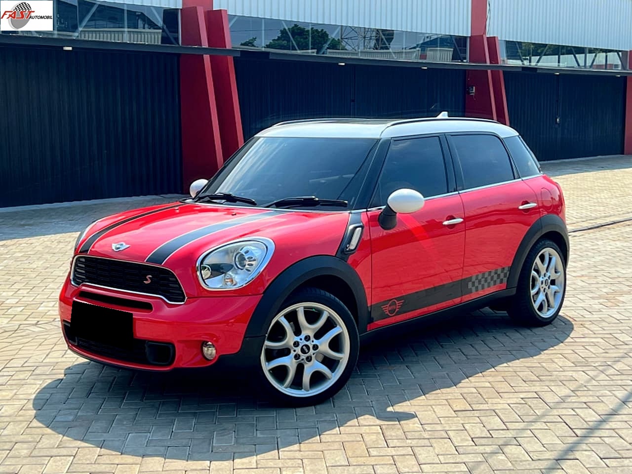 7 MINI COOPER S COUNTRYMAN 2011 PANORAMIC LOW KM.59RB B 2391 VVE