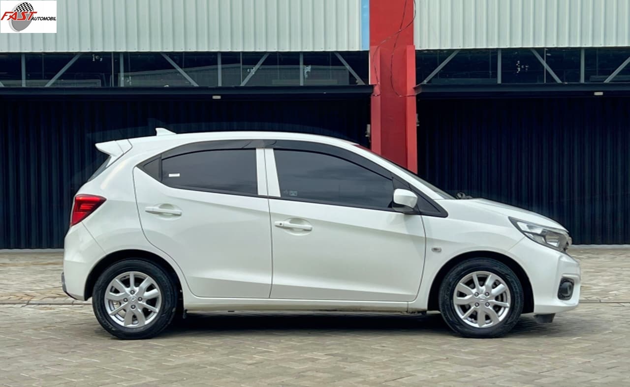 8 HONDA BRIO 2020 KM.63RB PUTIH B 2957 KOY