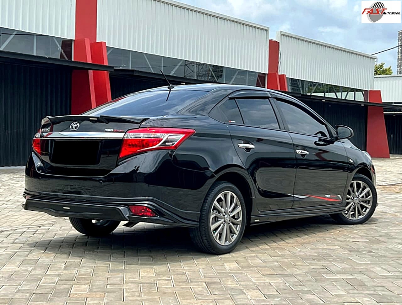 9 TOYOTA VIOS G 2017 HITAM KM.33RB B 1241 PAI