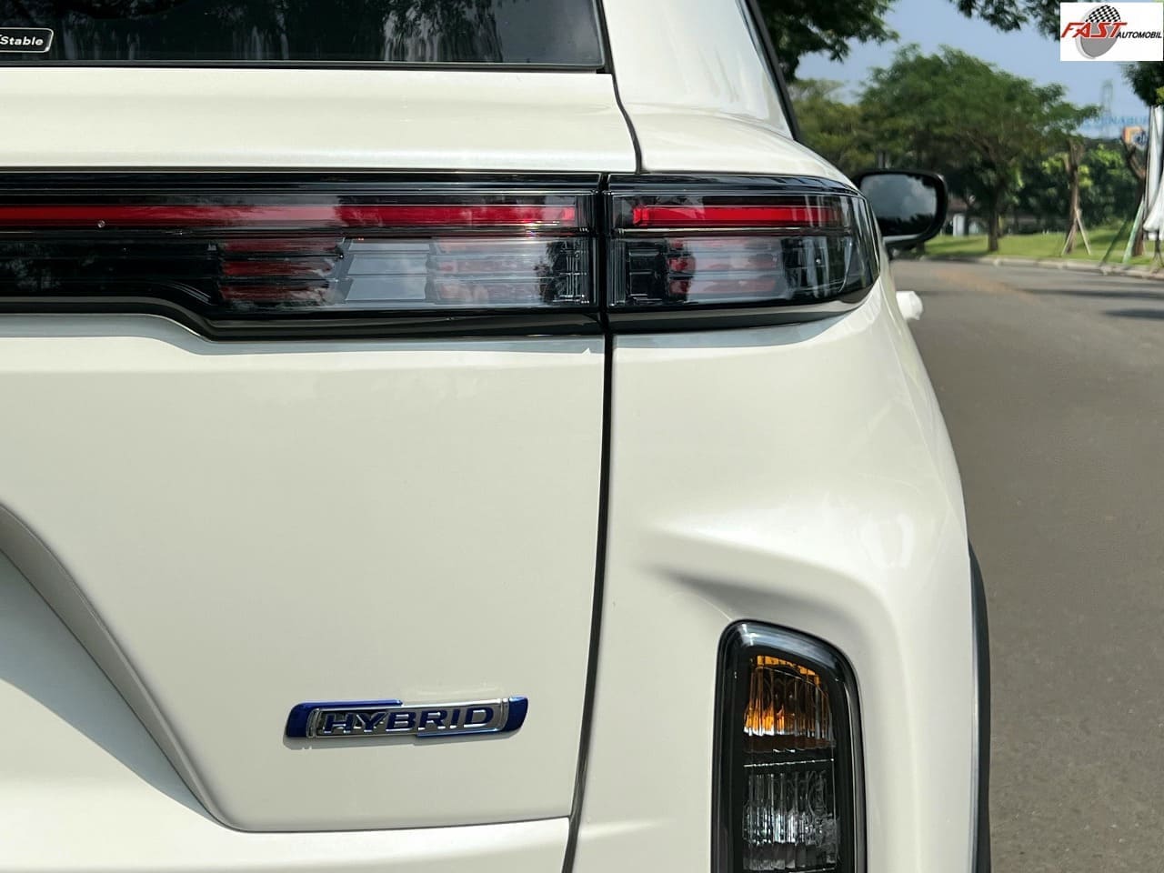 SUZUKI GRAND VITARA 2023 PUTIH HYBRID KM 41RB B 2891 KIT 11