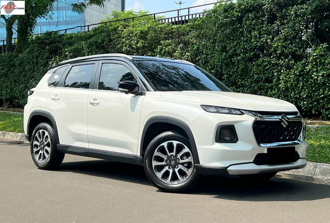 SUZUKI GRAND VITARA 2023 PUTIH HYBRID KM 41RB B 2891 KIT 2