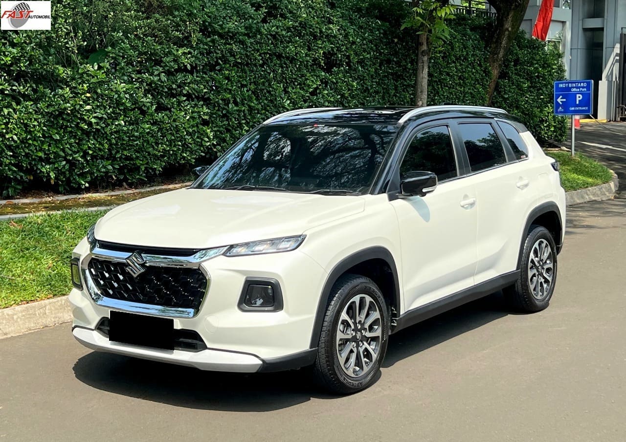 SUZUKI GRAND VITARA 2023 PUTIH HYBRID KM 41RB B 2891 KIT 3