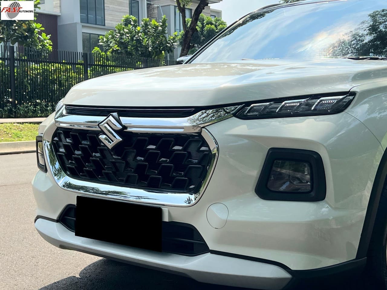 SUZUKI GRAND VITARA 2023 PUTIH HYBRID KM 41RB B 2891 KIT 5