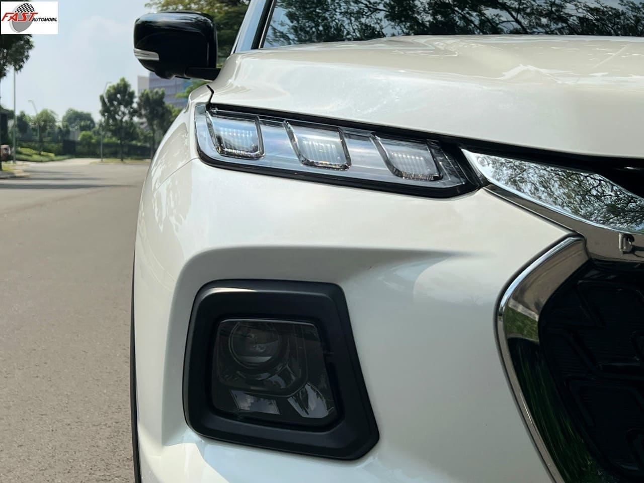 SUZUKI GRAND VITARA 2023 PUTIH HYBRID KM 41RB B 2891 KIT 6