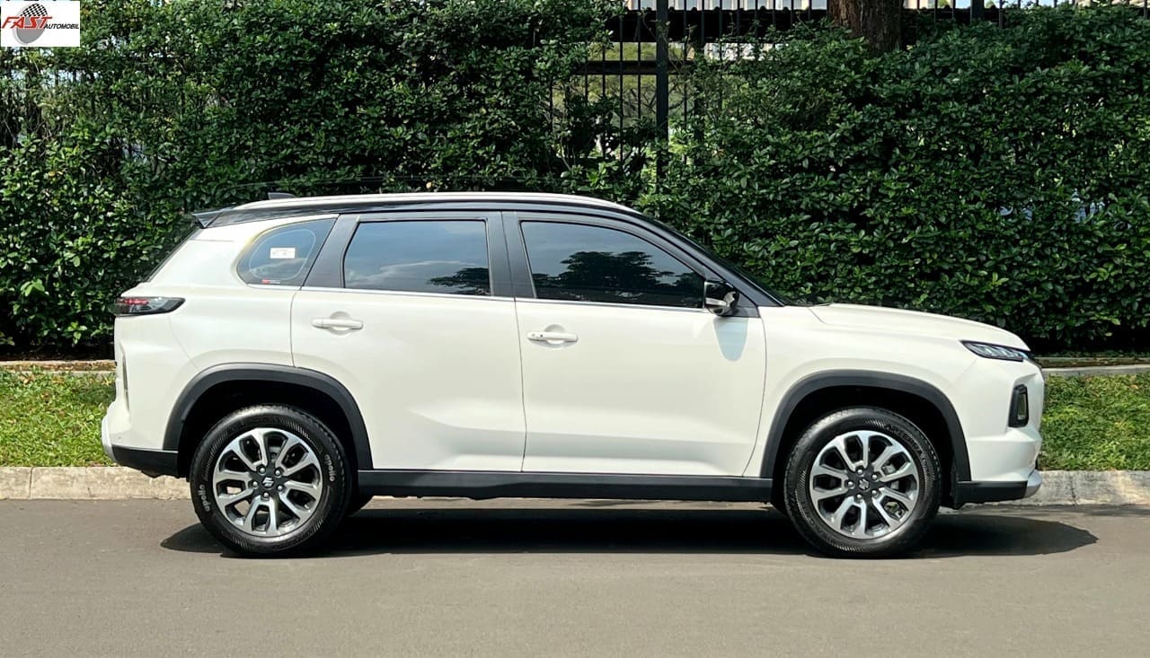 SUZUKI GRAND VITARA 2023 PUTIH HYBRID KM 41RB B 2891 KIT 6A