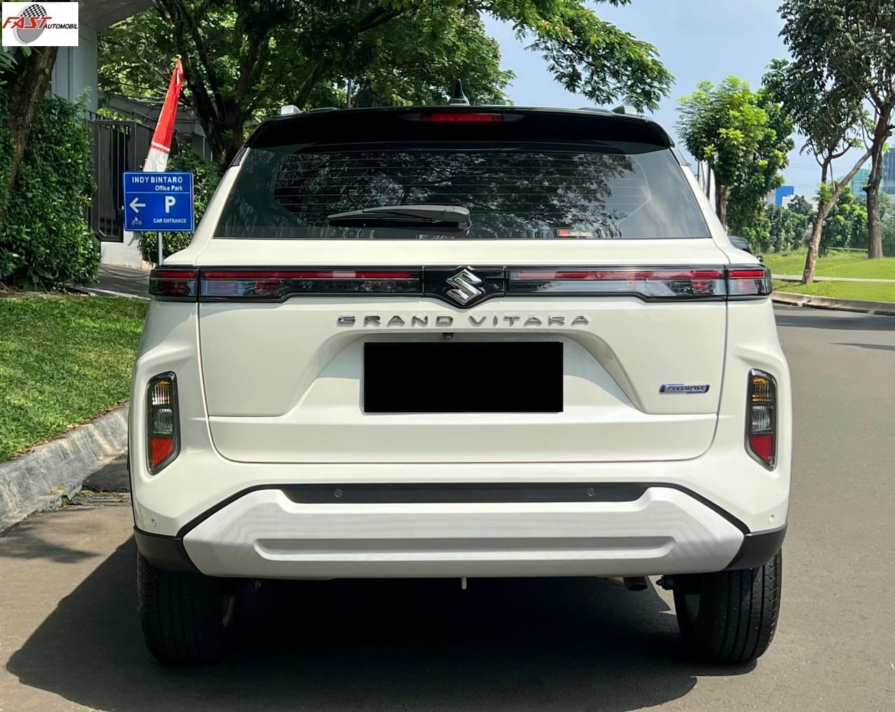 SUZUKI GRAND VITARA 2023 PUTIH HYBRID KM 41RB B 2891 KIT 8