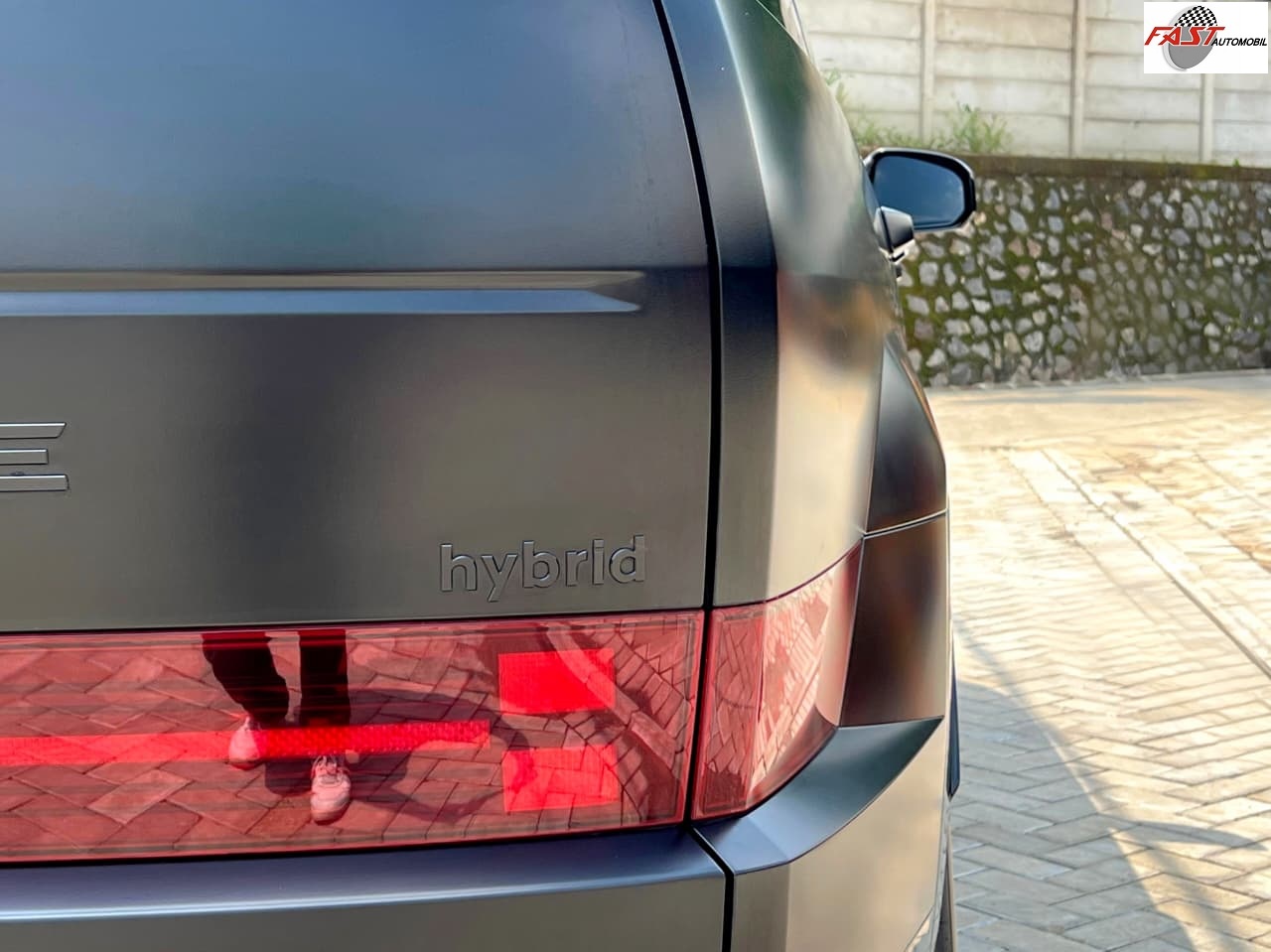 12 HYUNDAI SANTA FE HYBRID CALLIGRAPHY 2024 KM.21RB HITAM B 1985 WCS