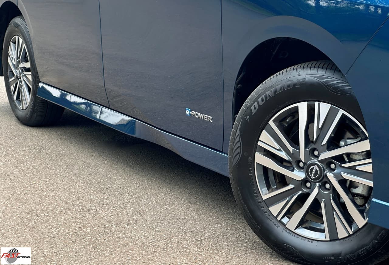 15 NISSAN SERENA HWS E-POWER 2025 1.4 TWO TONE AT KM.2RB BIRU F 1839 FCB