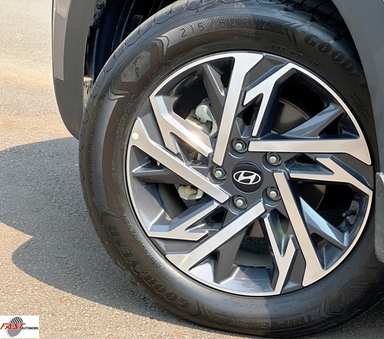 17 HYUNDAI CRETA PRIME 2025 FACELIFT TWO TONE 1.5 AT PANORAMIC LOW KM.14RB GREY B 2321 WFE