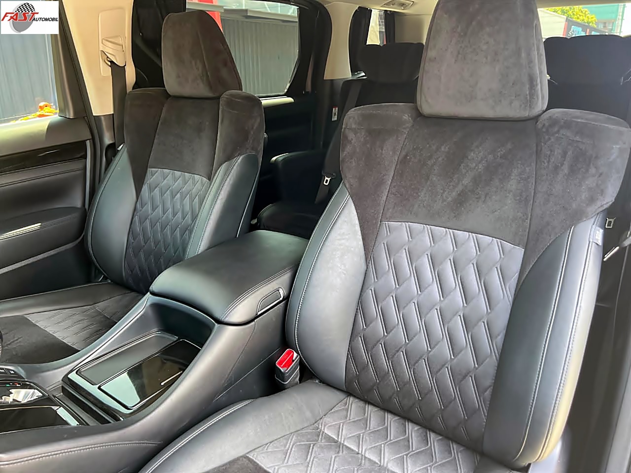 20 TOYOTA VELLFIRE ZG PREMSOUND 2015 KM.78RB GREY B 2450 STQ