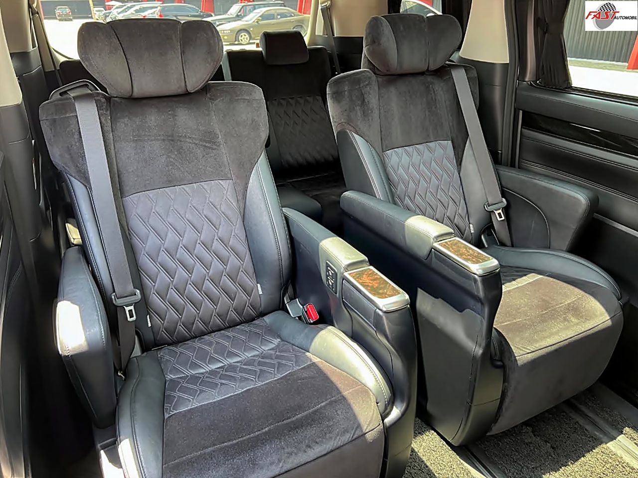 21 TOYOTA VELLFIRE ZG PREMSOUND 2015 KM.78RB GREY B 2450 STQ