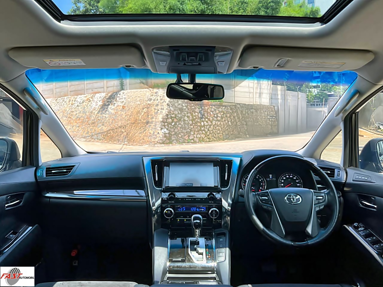 22 TOYOTA VELLFIRE ZG PREMSOUND 2015 KM.78RB GREY B 2450 STQ