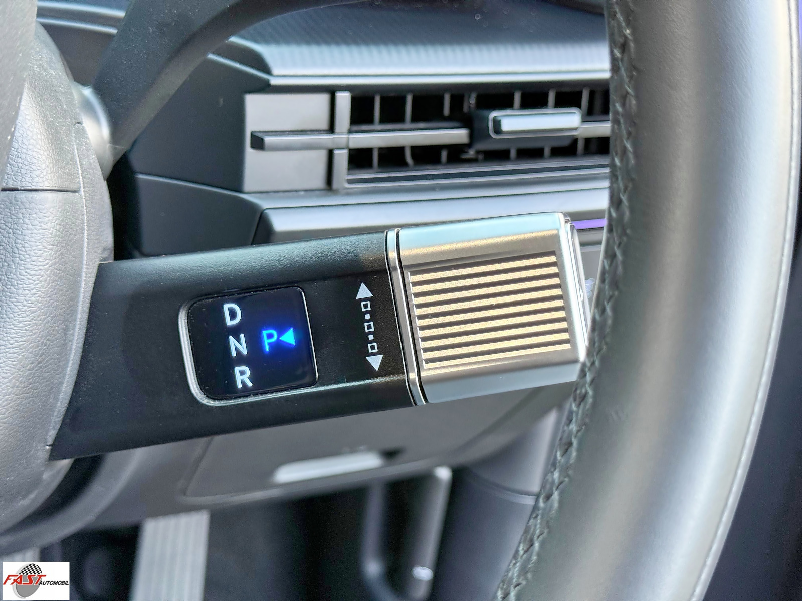 24 HYUNDAI SANTA FE 1.6 HYBRID CALLIGRAPHY 2024 KM.21RB HITAM B 1985 WCS