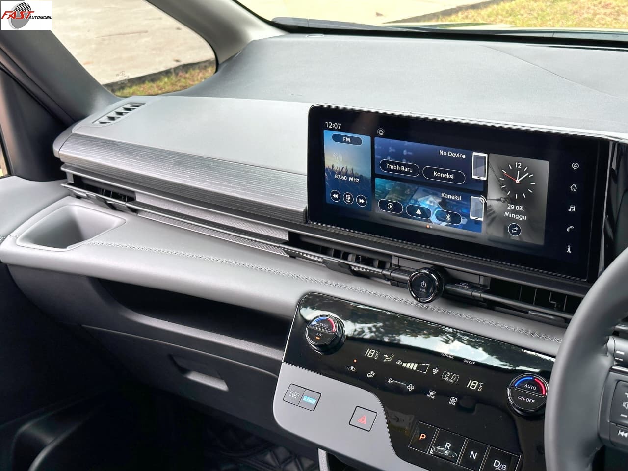 24 NISSAN SERENA HWS E-POWER 2025 1.4 TWO TONE AT KM.2RB BIRU F 1839 FCB