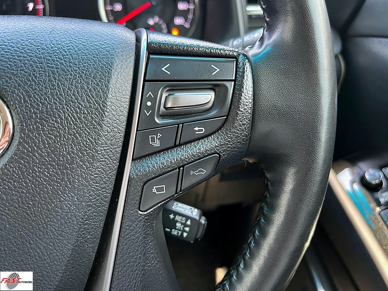 26 TOYOTA VELLFIRE ZG PREMSOUND 2015 KM.78RB GREY B 2450 STQ