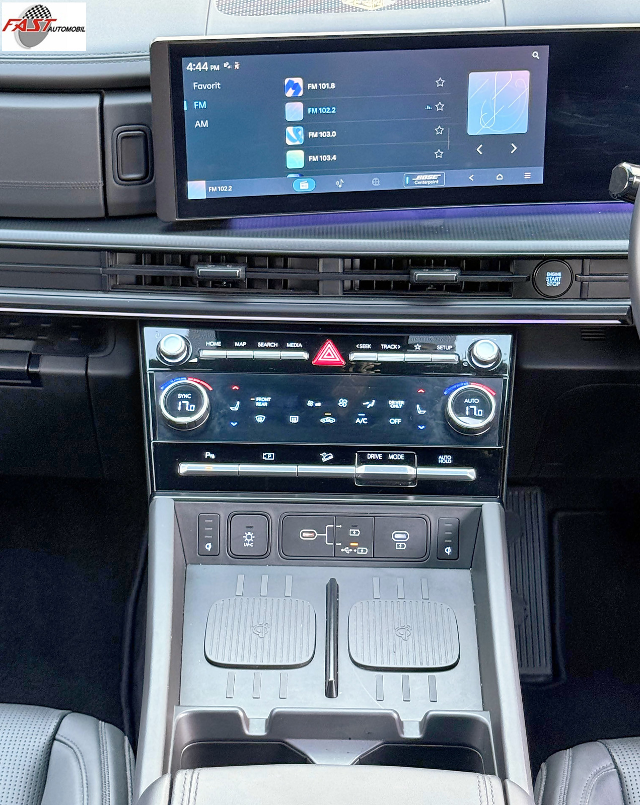 27 HYUNDAI SANTA FE 1.6 HYBRID CALLIGRAPHY 2024 KM.21RB HITAM B 1985 WCS